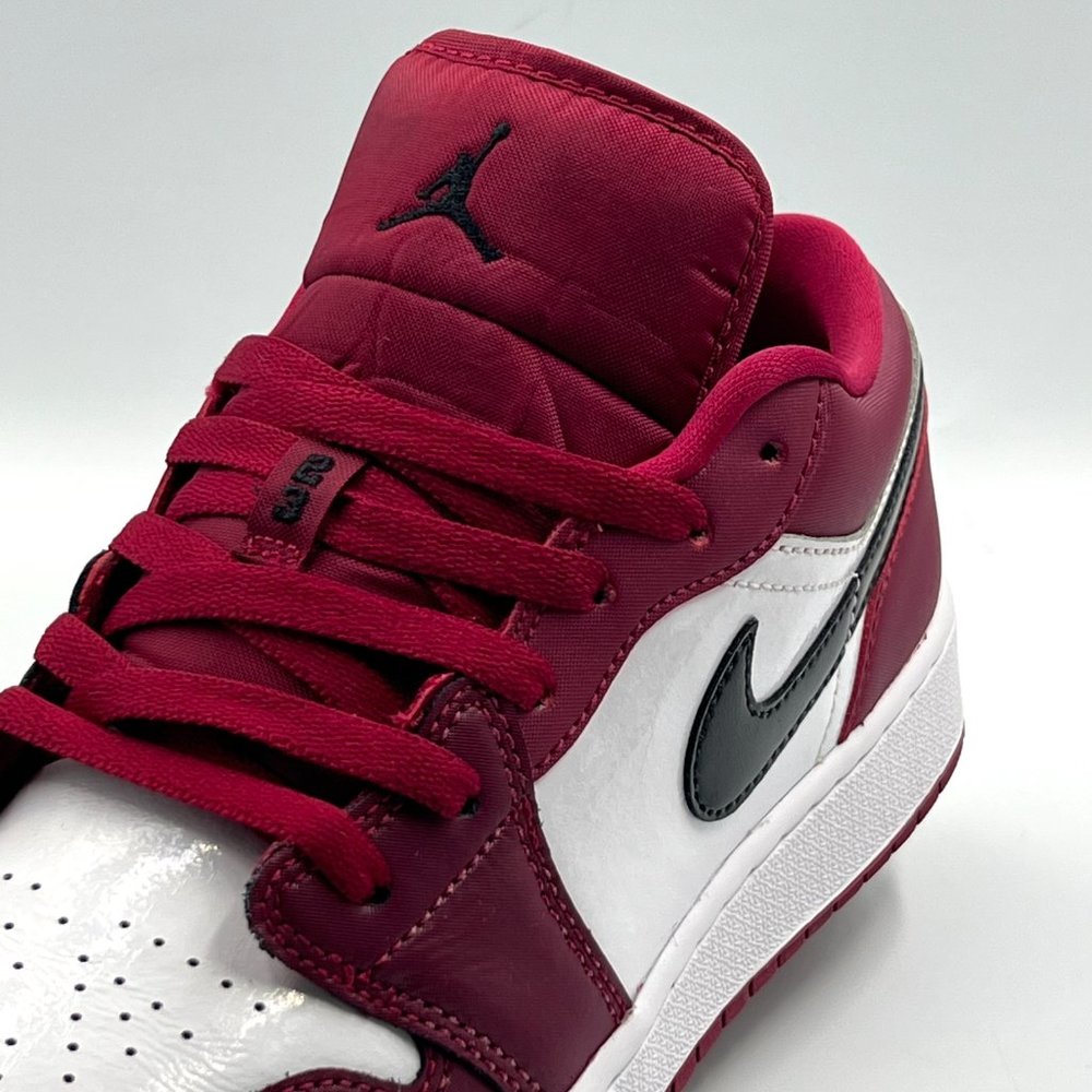 Air Jordan 1 Low GS 'Noble Red' (2020) - Picture 8 of 16